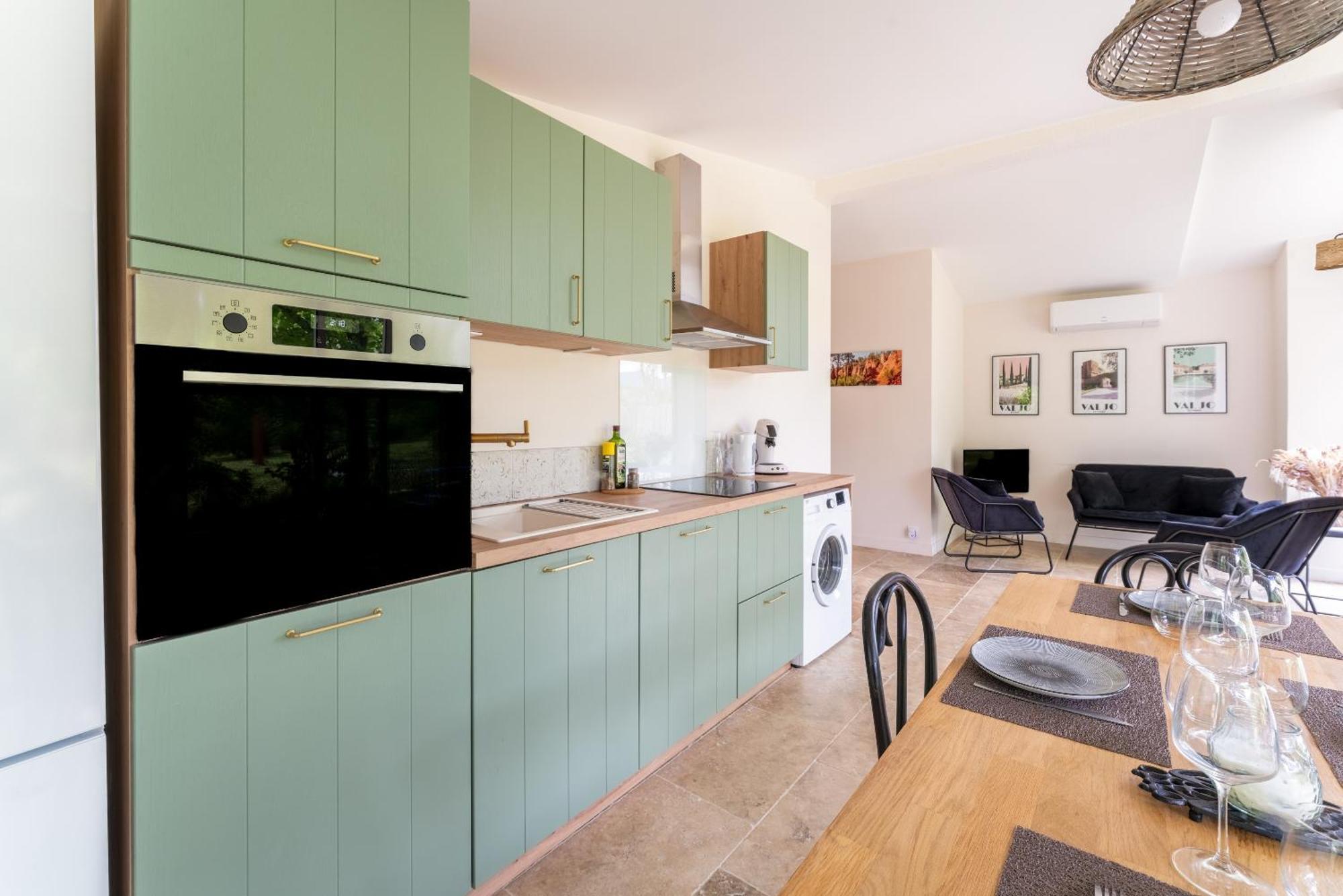Maison Marvic, Le Tilleul T3 アプト 部屋 写真